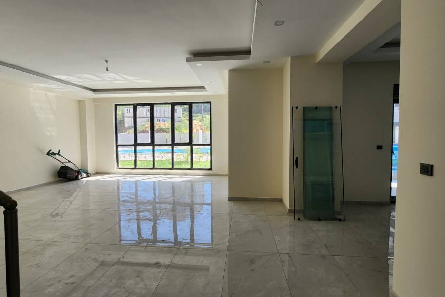 Property Detail